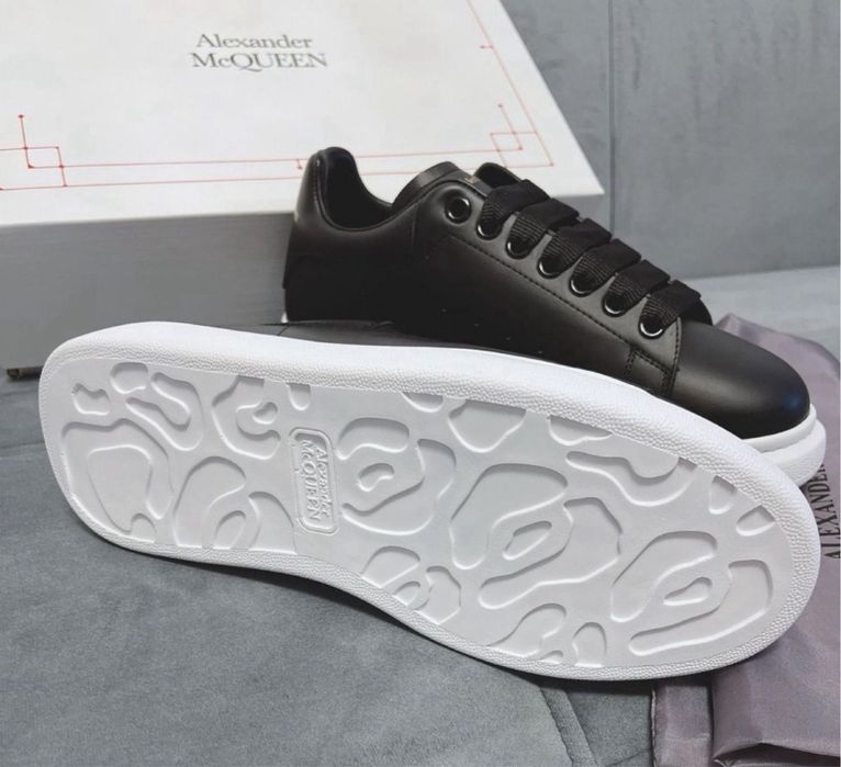 Adidasi Alexander Mcqueen negri piele naturala