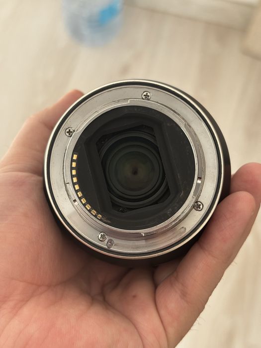 Tamron 17-28 f/2.8 для sony e