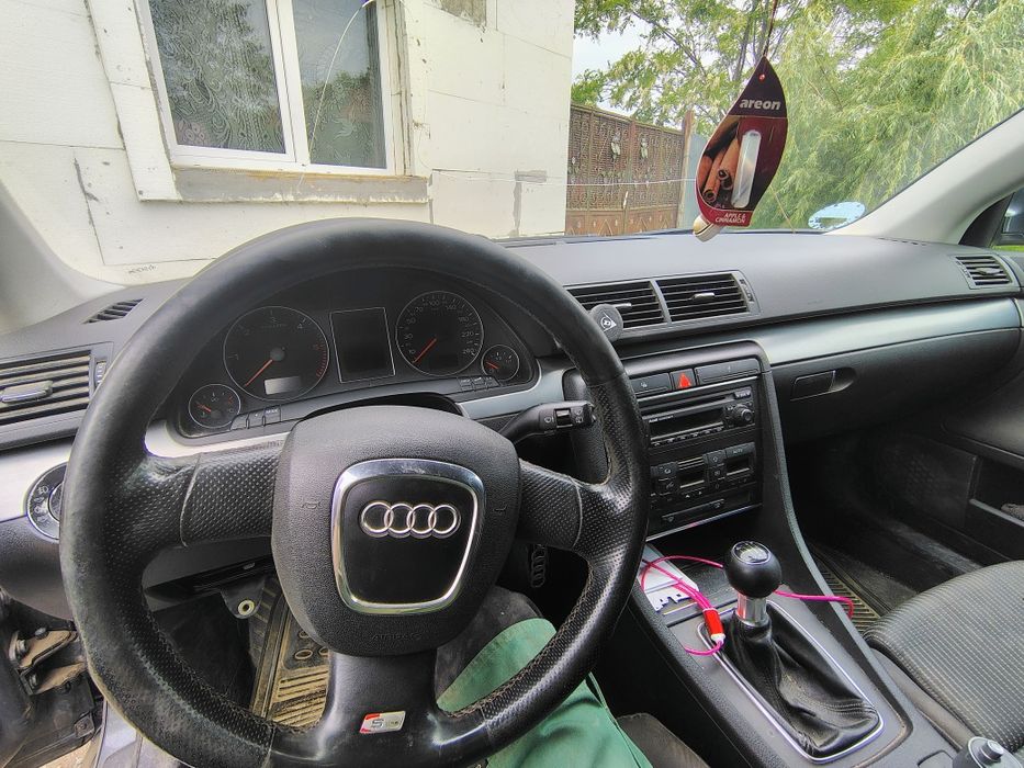Vând audi A4 b7 2.0 tdi