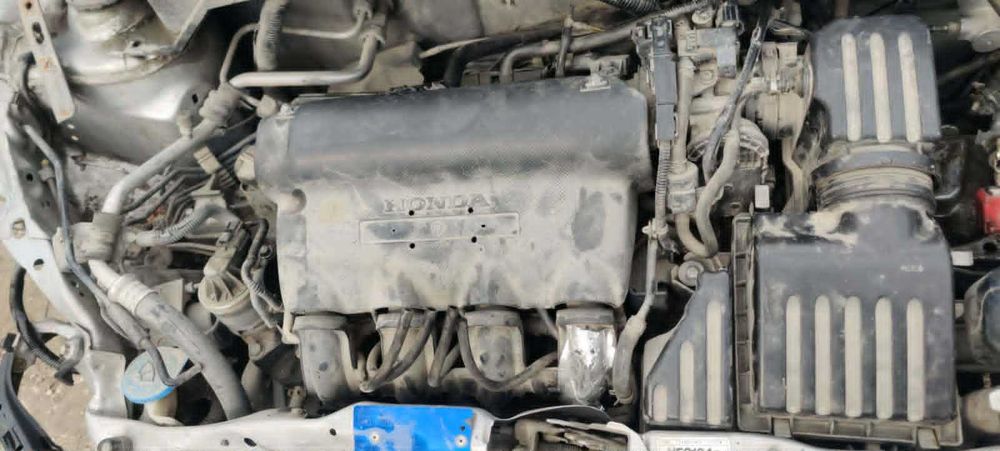 Honda Jazz 1.4 На части зимни гуми