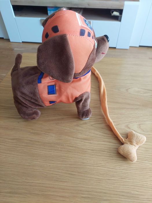 Интерактивно ходещо/ пеещо/ танцуващо куче Зума от Пес патрул