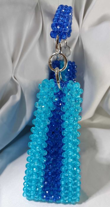 Эффектная сумочка из бусин handmade