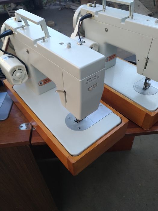 Швейная машинка ЧАЙКА .