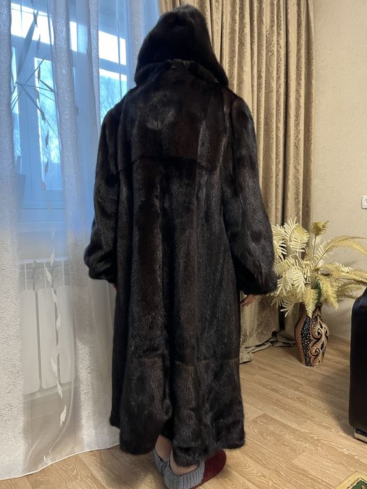 Продам шубу норковая