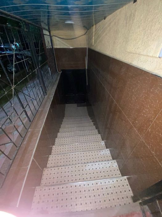 Аренда под офис 200кв.м С Мебелью 5 минут от метро Чиланзар17, 1300у.е