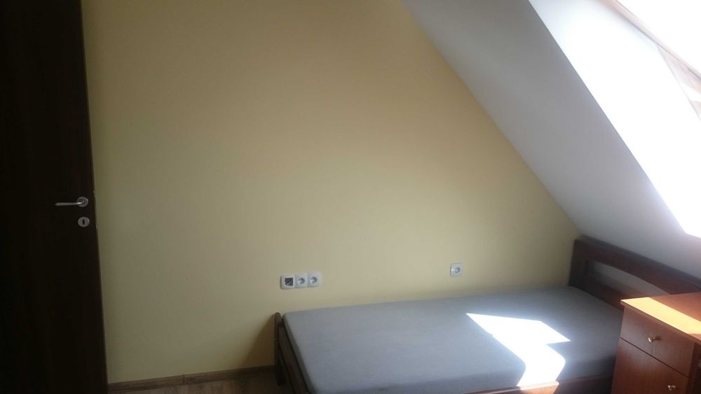 Двустаен апартамент до Военна болница под наем