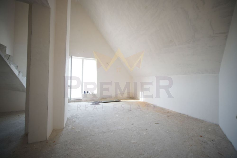 Продава се Мезонет в Поморие - 201 кв.м за 740 €/кв.м - Снимка #1