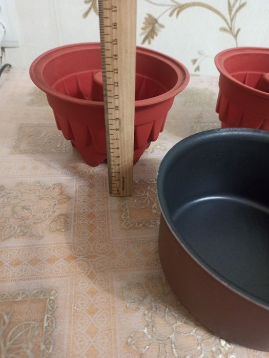 Продам формочки для Пасхи,хлеба.