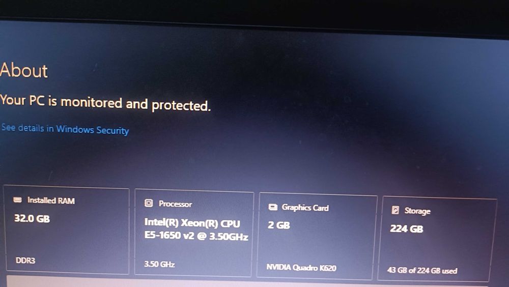 i7 8700 32GB RAM SSD240GB Video Nvidia Quadro K620 (E5 1650 v2)
