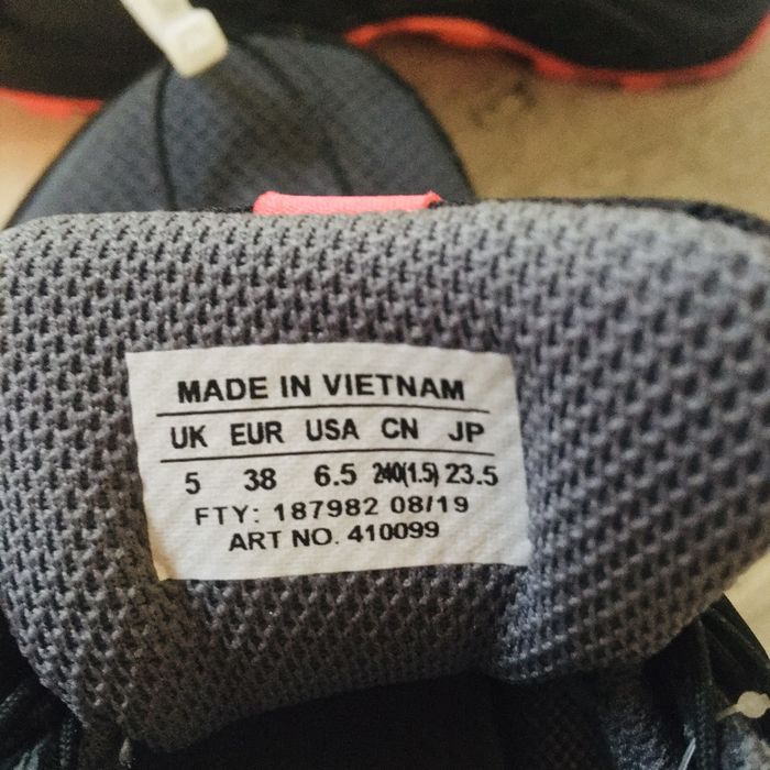 Дамски планински маратонки Salomon