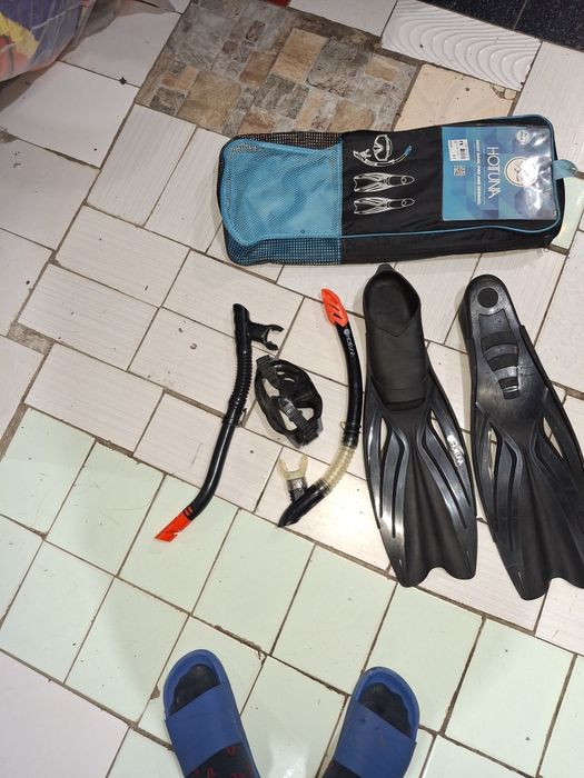 Echipament de înot subacvatic