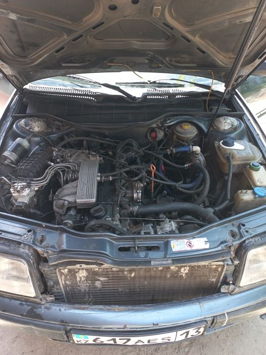 Продам Ауди 100.