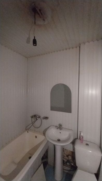 1 хона 1чи кават Ахунбабаевский массив до канал