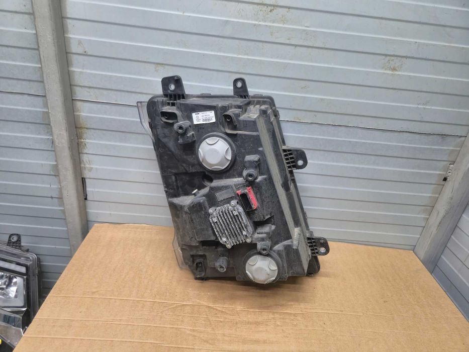Far Stanga / Dreapta  FORD F MAX FMAX cod JC4613E014AE / JC4613E015AE