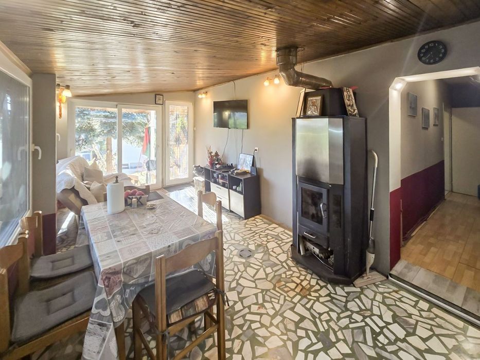 Къща в Плевен-Индустриална зона площ 240 цена 380000