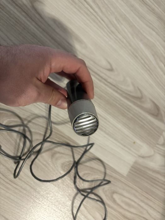 Microfon vechi pentru casetofon, magnetofon
