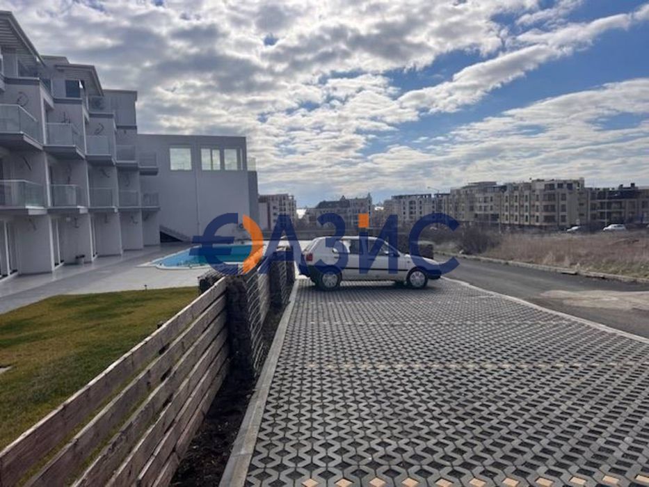 Търговско помещение на партер, Свети Влас, България, 21.2 кв. м., цена