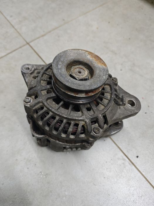 Генератор Дэлика Mitsubishi Delica