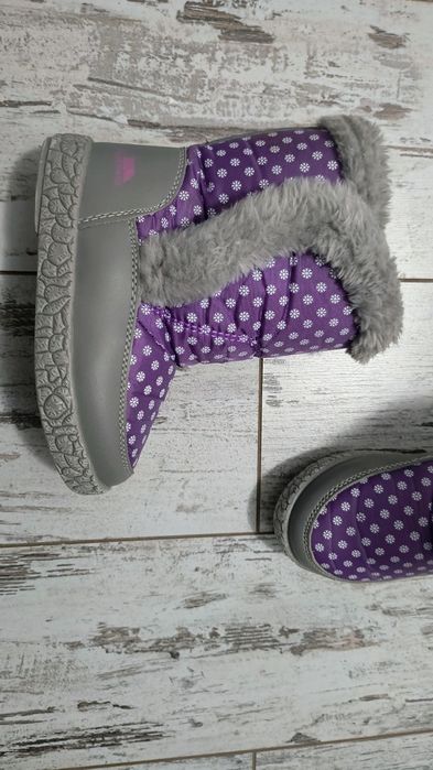 Детски ботуши/апрески 26н + подарък