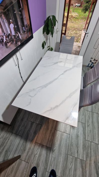 Masa ceramica suport inox cu 6 scaune