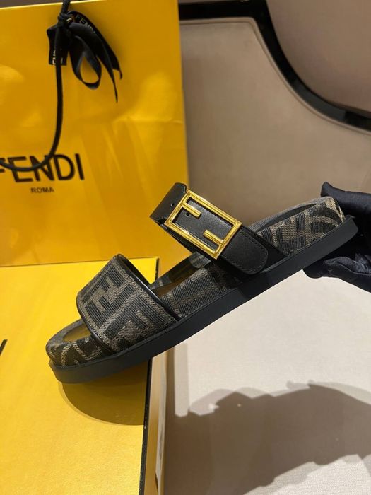 Papuci Fendi 35-42