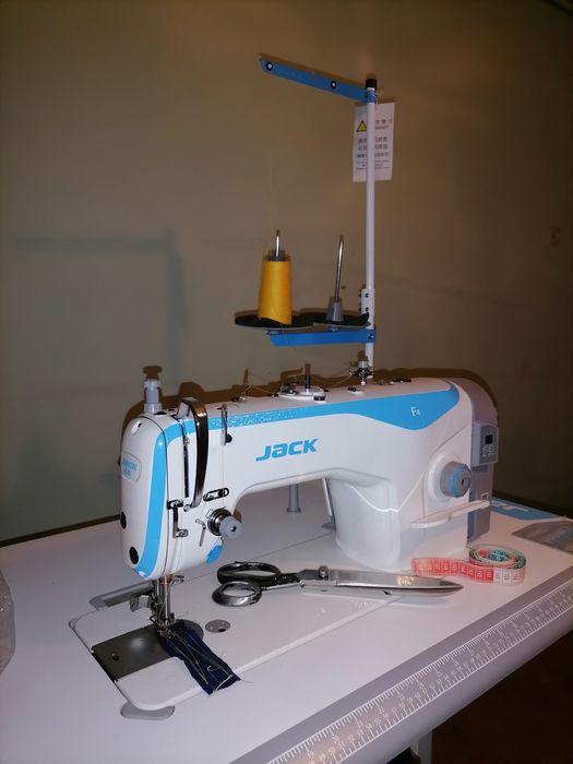 Швейные машины "Jack"