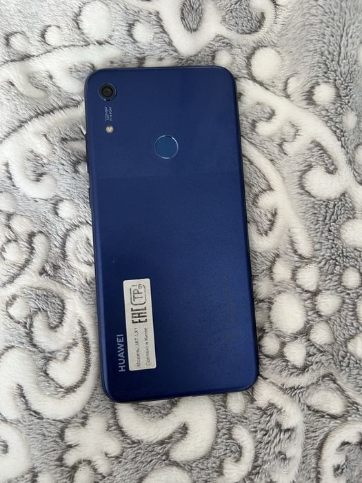 Продам Huawei Y6s