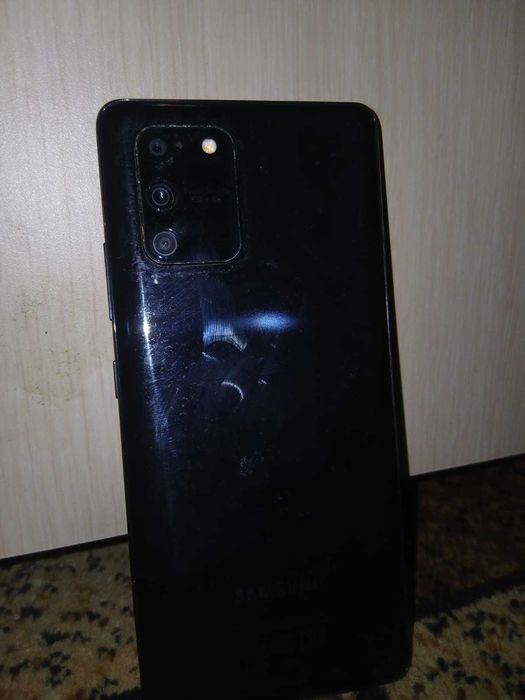 Самсунг S10 lite 4/128