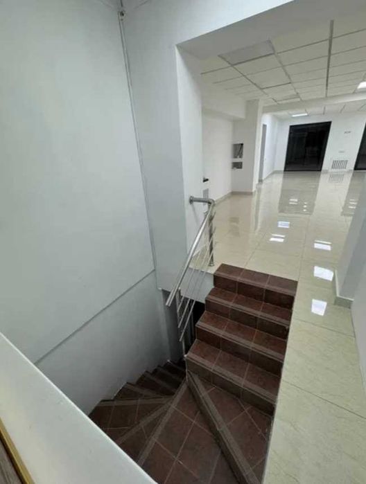 Помещение с арендатором ул. Кичик Халка Йули, 1-линия