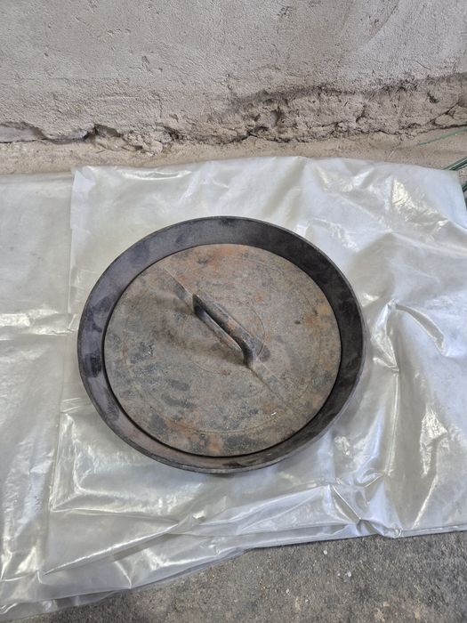 Сковорода гриль с крышкой