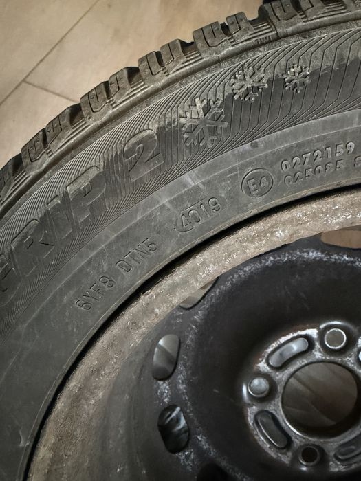 Зимни гуми с джанти 14 Форд Ford