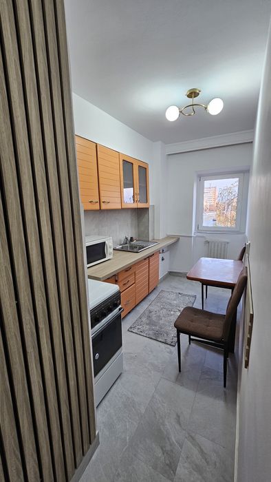 Inchiriez apartament 1 Cam