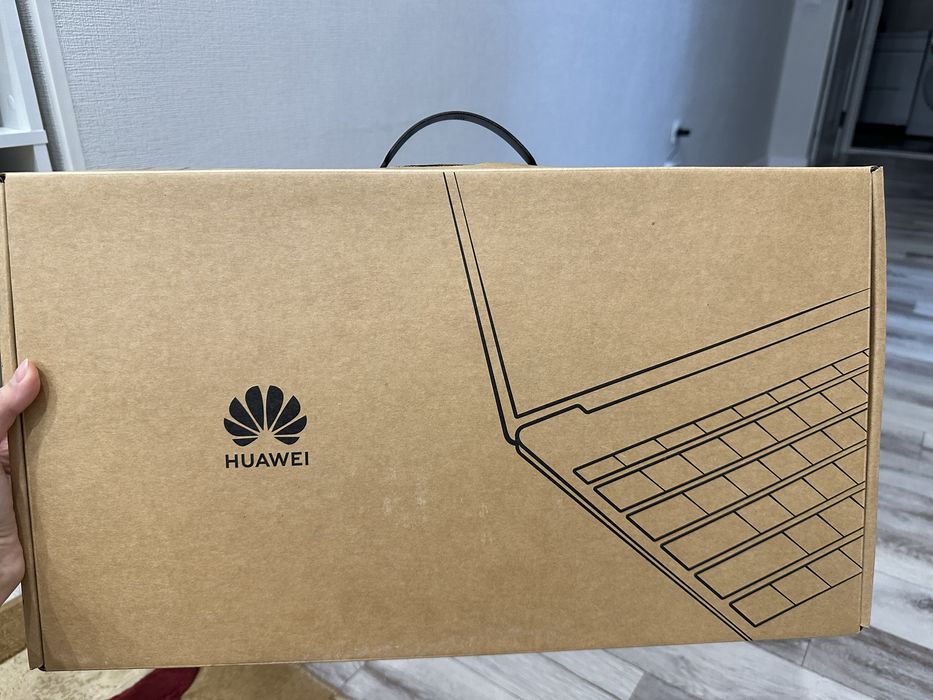 СРОЧНО! Ноутбук Huawei Matebook D15