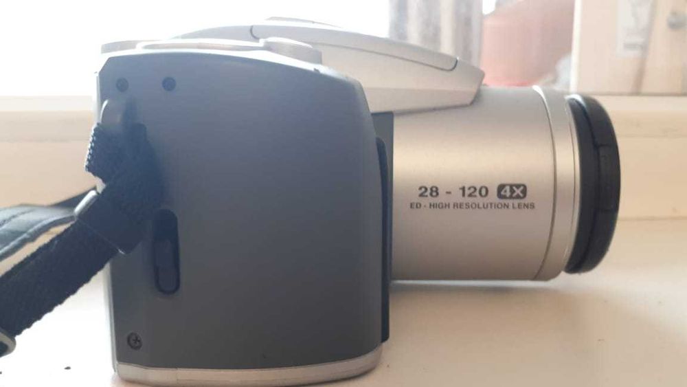 Фотоапарат OLYMPUS