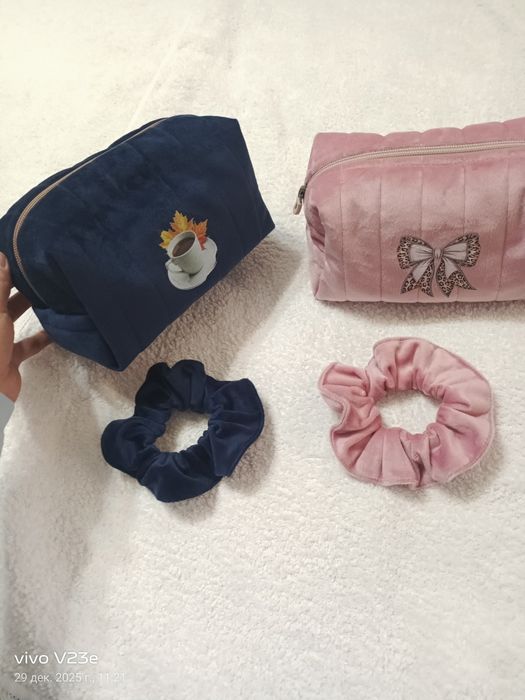 Косметичка+ резинка шашқа арналған.