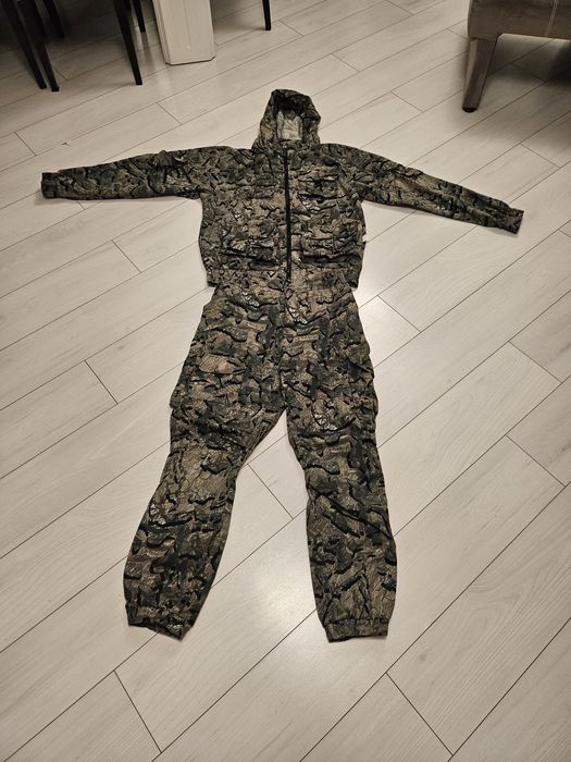 Продам летний костюм