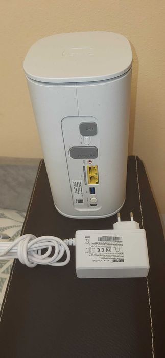ZYXEL 5G NR Indoor Router cu Sim CPE WIFI 7 Model NR5307 liber retea 750 lei
