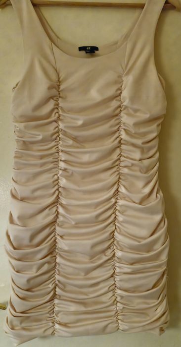 Rochie creată elastica