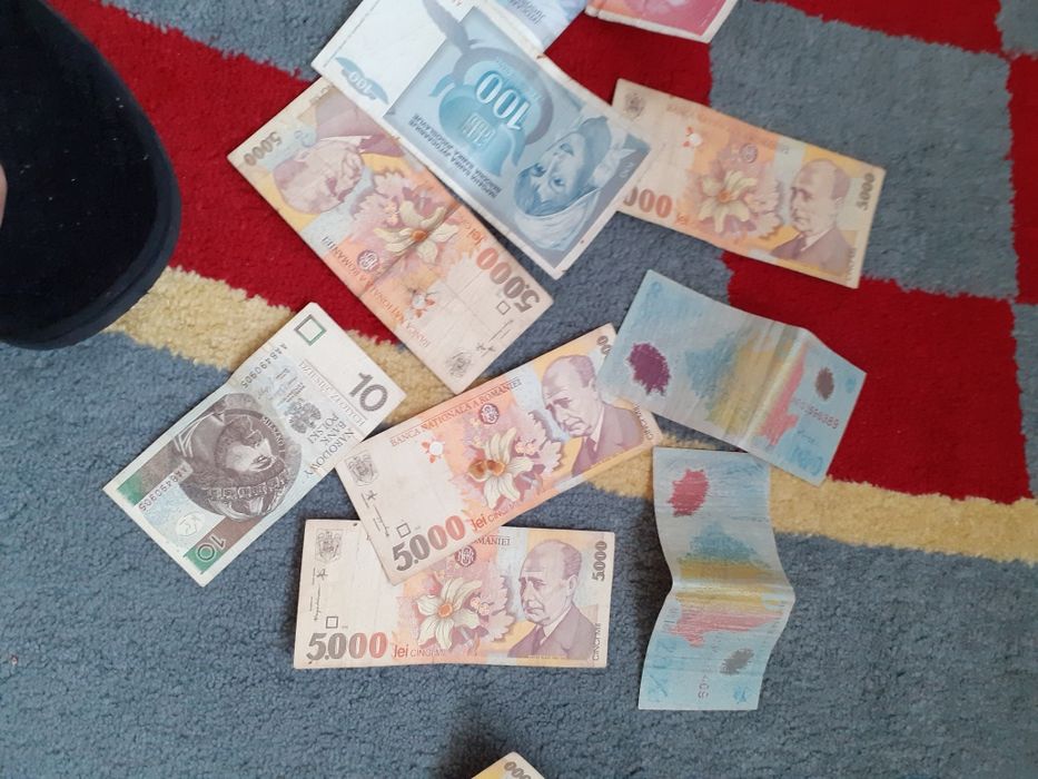 De vanzare bagnote romanesti