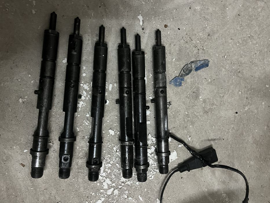 Форсунки от 2.5 TDI BDG