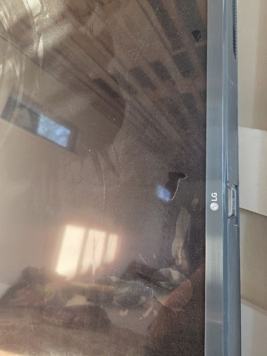 Телевизор LG 4K.