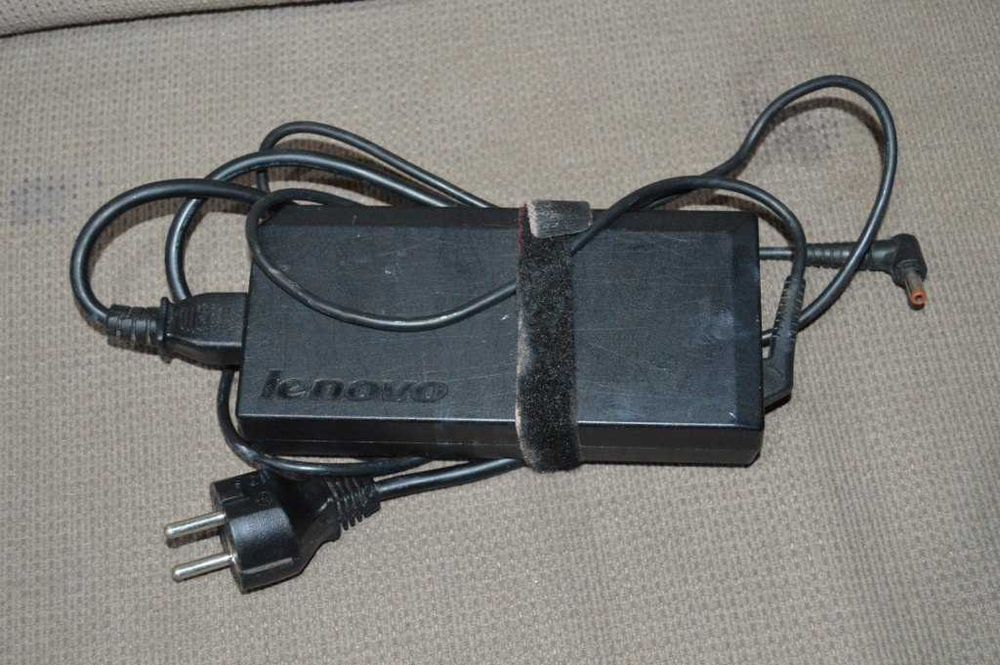 Alimentator Lenovo model 45N0111 Tensiune 20V 170W 8.5A