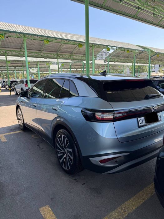 Volkswagen i4  Elektr 530 lik 2021 yil 61000 km Toza