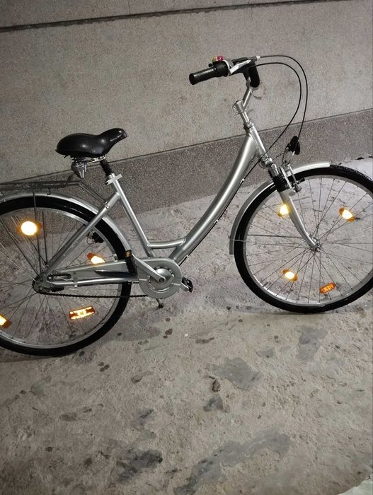 Velosaped                       .