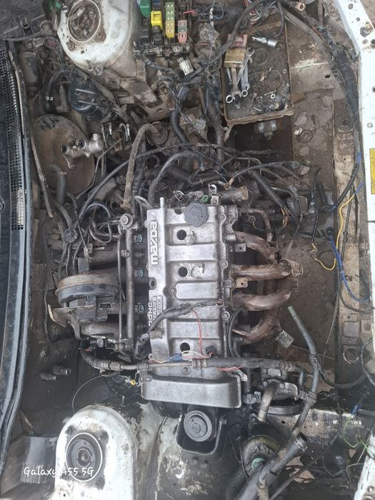 Двигатель Mazda Kronos