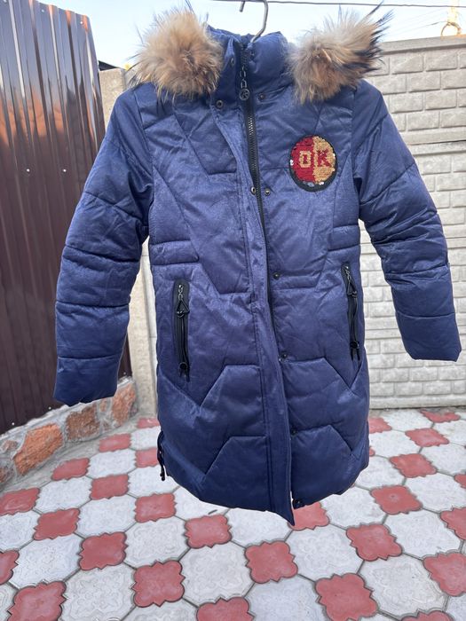 Продам зимний пуховик