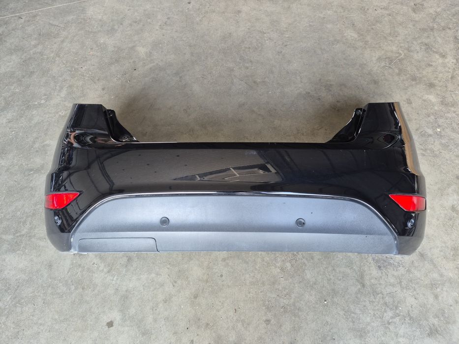 Bara spate ford fiesta an 2016 cu senzori parcare culoare negru