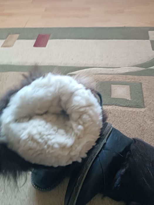 Продам новые унты