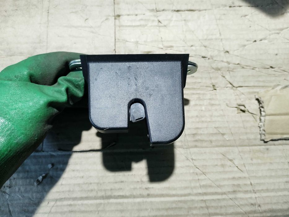 Брава Задна Врата Багажник VW ID.3 E11 pro