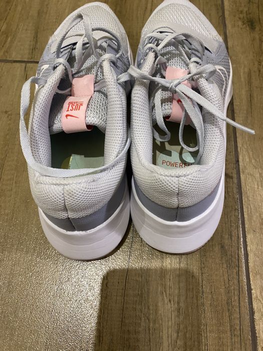 Маратонки Nike, без забележки